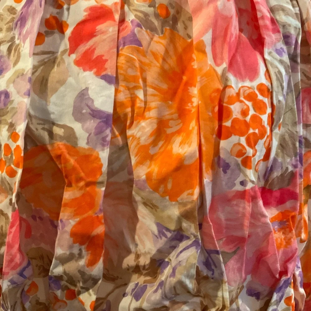 “ZARA” ORANGE FLORAL Crop Top. - Picture 4 of 15